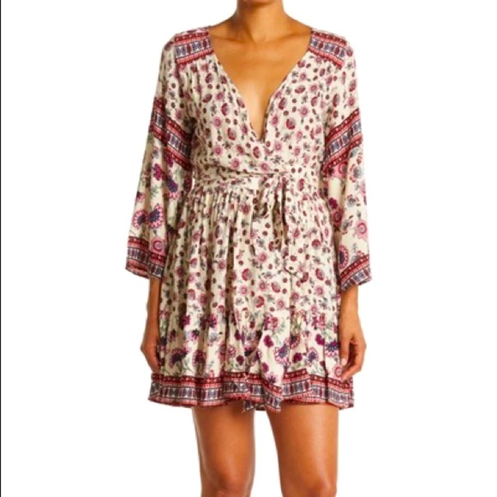 Host Pick! 🎉 Anthropologie Raga Hiroka Wrap Dress with wide flared sleeve XS